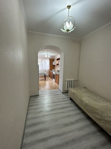 Кухонные гарнитуры: Продается 3х комнатная квартира, с пристройкой 100кв.м. Все документы — 9