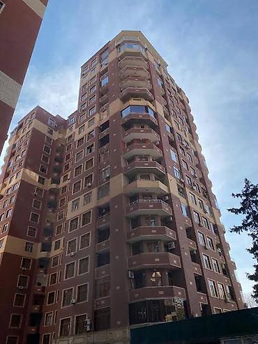 Mənzillər: 3 otaqlı, Yeni tikili, 178 kv. m — 1