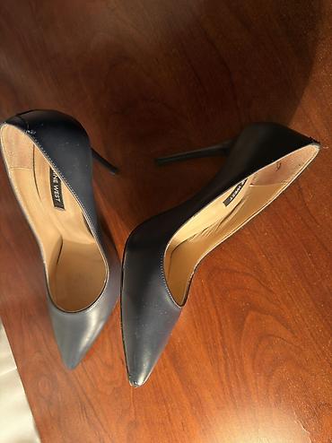 is batinka: Nine West qadın tuflisi - Model: klassik stiletto - Rəng: tünd göy — 2