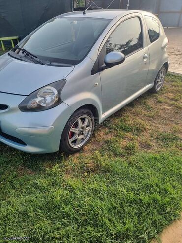Toyota: Toyota Aygo: 1 l. | 2007 έ. Χάτσμπακ — 2
