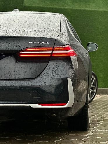 BMW: BMW : 2024 г., Электромобиль, Седан — 10