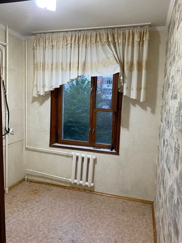 дешевые квартиры в оше: 2 бөлмө, 48 кв. м, 105-серия, 3 кабат, Косметикалык ремонт