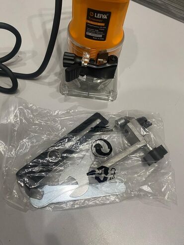 Дрели: Фрезер LEIYA LY-M6301 мощностью 550 Вт . Предназначен для обработки — 7