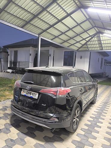 70 camry: Toyota RAV4: 2018 г., 2.5 л, Автомат, Бензин, Кроссовер — 2