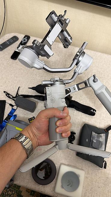 Видеокамеры: Sony ZV-E1 Tamron- 28-75 f2,8 Sd card v90 Dji mic mini Dji ronin rs4 — 10