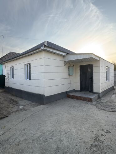 сдаю дом новопакровка: Дом, 70 м², 3 комнаты, Агентство недвижимости, Косметический ремонт