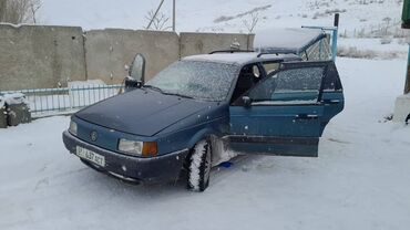 Volkswagen: Volkswagen Passat: 1989 г., 1.8 л, Механика, Бензин, Универсал