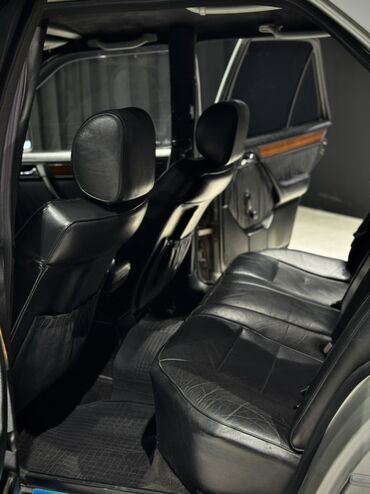 Mercedes-Benz: Mercedes-Benz W124: 1994 г., 2.2 л, Механика, Бензин, Седан — 10