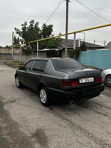 Volkswagen: Volkswagen Vento: 1995 г., 1.8 л, Механика, Бензин, Седан — 2