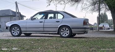 дешевле машина: BMW 5 series: 1990 г., 2 л, Механика, Бензин, Седан