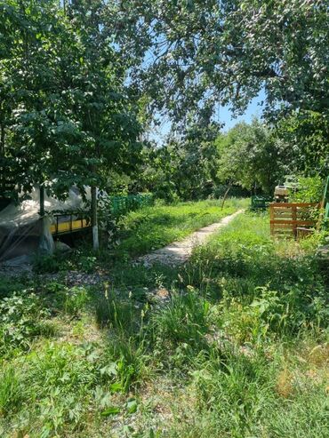 продаю дом участок бишкек: Дача, 15 м², 1 комната, Агентство недвижимости, Косметический ремонт