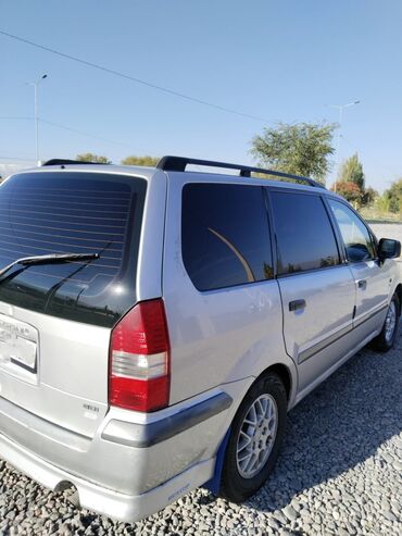 Mitsubishi: Mitsubishi Space Wagon: 1999 г., Механика, Бензин, Универсал — 4