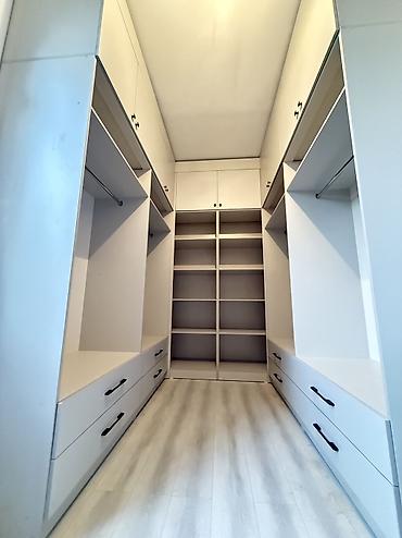 Кухонные гарнитуры: Кухни на заказ в современном минималистичном стиле - Планировки — 13