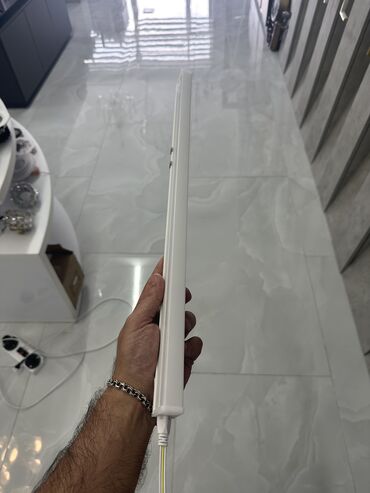 Digər işıqlandırma: 9w və 18w işıq gücünə sahib olan lampalar. 9w-3.5 azn ( 60 cm) 18w- 5 -da lalafo.az — 9 Digər işıqlandırma: 9w və 18w işıq gücünə sahib olan lampalar. 9w-3.5 azn ( 60 cm) 18w- 5 — 9