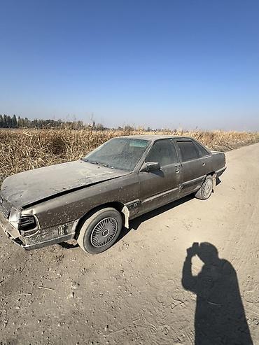 ауди 100 80: Audi 80: 1988 г., Механика, Бензин, Седан — 3