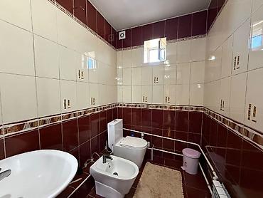 Продажа коттеджей и домов: 📍ул.Атбашинская 🔘4-комнаты 🔘3 этажа 🔘451м² Продается роскошный — 15