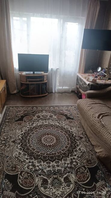сколько стоит трехкомнатная квартира в бишкеке: 3 комнаты, 82 м², 105 серия, 4 этаж, Старый ремонт