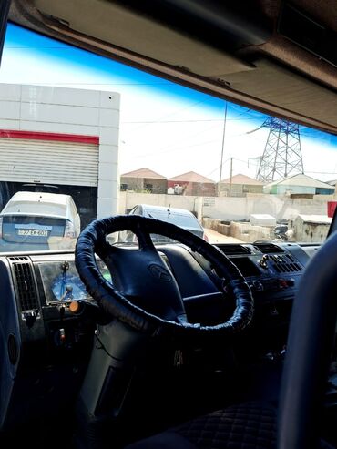 Yük maşınları: Mercedes-Benz orta tonnajlı yük maşını – qutu kuzovlu - Marka/model — 6