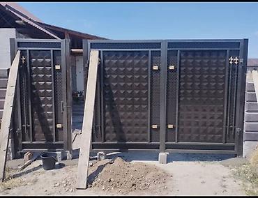 Распашные ворота: Кованые и металлические ворота и калитки - Виды: распашные ворота с — 12