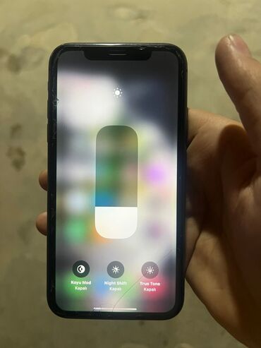 Apple iPhone: IPhone 11, 128 GB, Qara, Face ID — 7