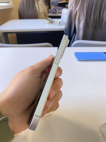 Apple iPhone: IPhone 15, Göy — 3