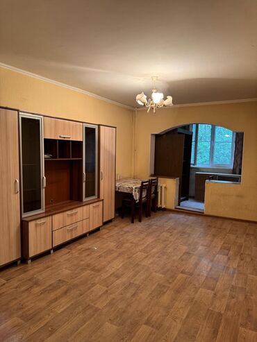 купить дом в рассрочку от хозяина: 1 бөлмө, 34 кв. м, 105-серия, 2 кабат, Косметикалык ремонт