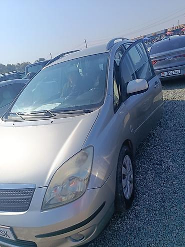 рейлинг соната: Toyota Corolla Verso: 2002 г., Минивэн — 1
