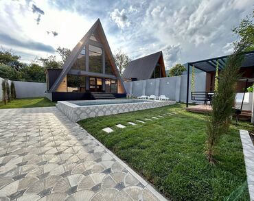 Günlük kirayə evlər: 120 kv. m, 4 otaqlı, Kanalizasiya, Kombi, Qaz — 2