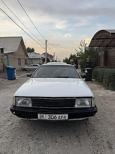 ипсум старый: Audi 100: 1986 г., 2 л, Механика, Бензин, Седан — 2