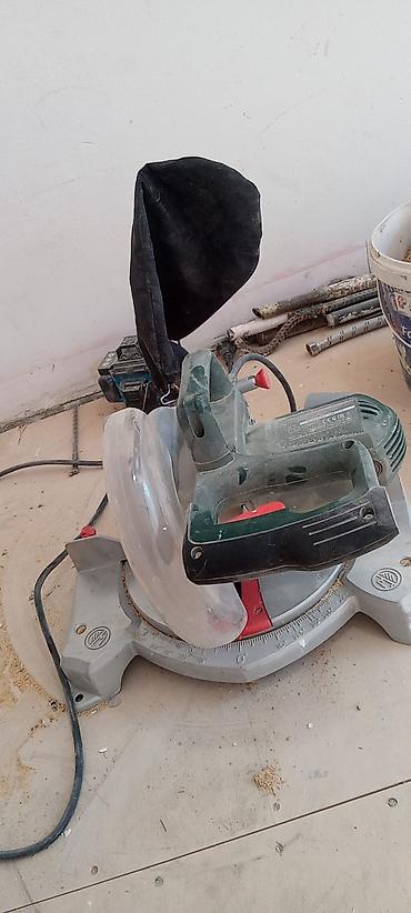 bosch mişar: Künc mişarı (electric miter saw) - Material kəsimi: taxta, MDF — 1