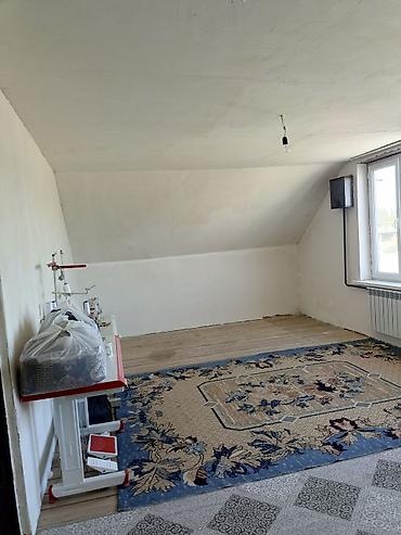 Продажа коттеджей и домов: 6 комнат и более, 104 м², 8 соток, Бишкек, Учкун с. Собственник — 31