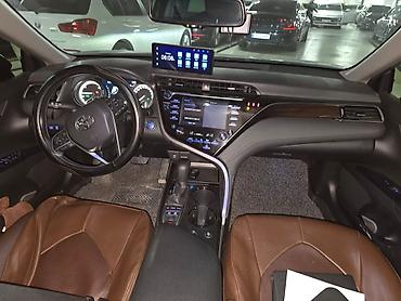 5 115: Toyota Camry: 2021 г., 2.5 л, Автомат, Гибрид, Седан — 7