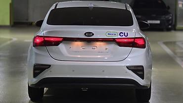 xpeng g3: Kia K3: 2021 г., 1.6 л, Вариатор, Бензин, Седан — 2
