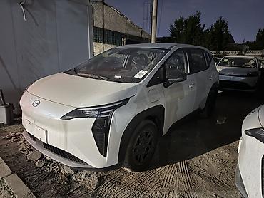 серый gac aion s: Электромобиль GAC Aion Y (белый) Кузов и дизайн: - Компактный — 2