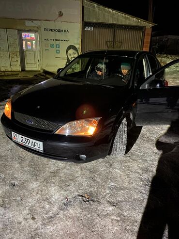 кар тазалагыч: Ford Mondeo: 2002 г., 2 л, Механика, Бензин, Хетчбек