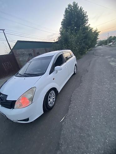хундай старекс 1: Toyota Corolla Spacio: 2005 г., Вэн/Минивэн — 3