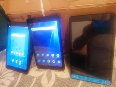 Tableti: Alcatel tablet 9032X (v1A38) - Ekran: 8 inča, rezolucija 800×1280 - — 4