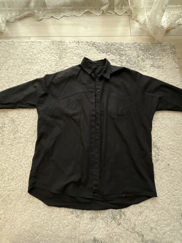 черная рубашка мужская: Көйнөк XL (EU 42), түсү - Кара