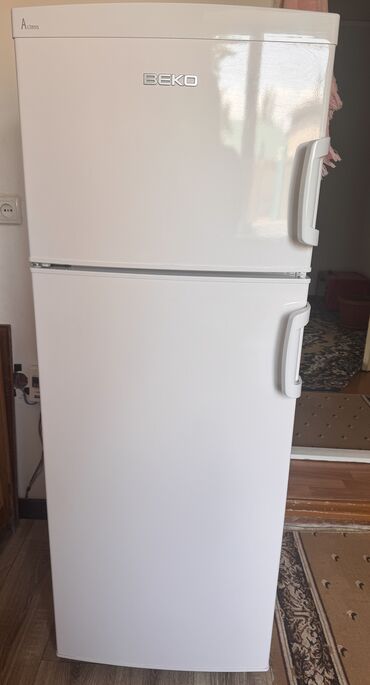 Холодильники: Холодильник Beko, Б/у, Двухкамерный, 60 * 160 * 60