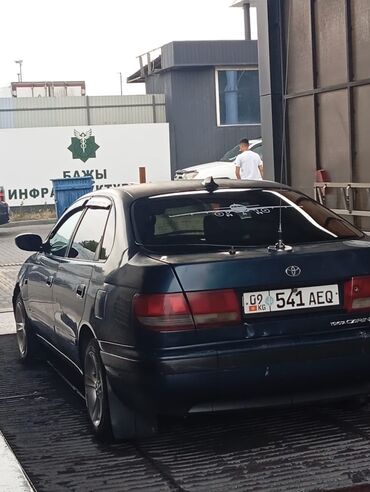 Toyota: Toyota Carina: 1995 г., 1.6 л, Механика, Бензин, Хэтчбэк — 7