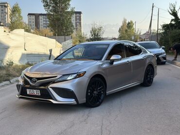 полик 5 д: Toyota Camry: 2021 г., 2.5 л, Автомат, Бензин, Седан