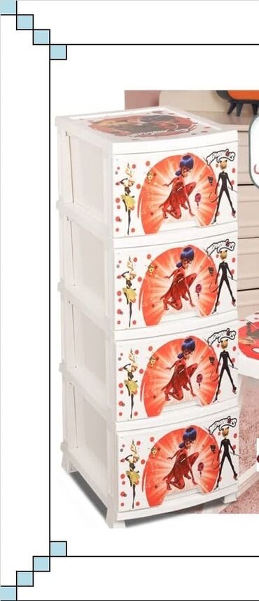 Komodlar: Yeni, Güzgüsüz — 8