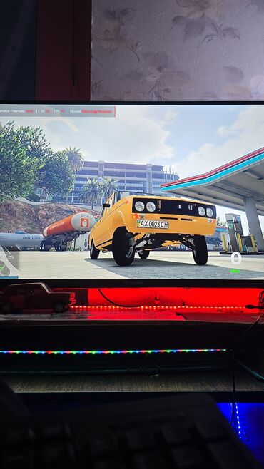 Masaüstü kompüterlər və iş stansiyaları: Kampyuter Sistem bloku gaming,Tək sistem bloku satılır, super gaming — 10