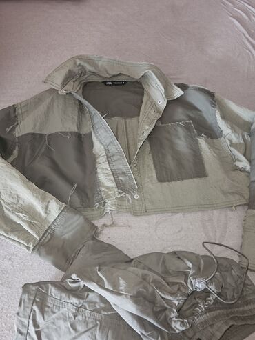komplet pantalone i prsluk: Zara, M (EU 38), Jednobojni, bоја - Maslinasto zelena