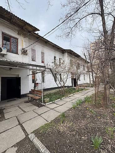Продажа квартир: 2 комнаты, 57 м², 1 этаж — 8