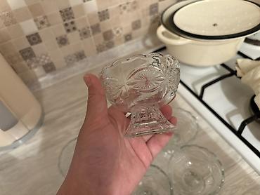 Наборы посуды: Набор посуды для чаепития и десертов б/у Состав: - 5 белые — 10