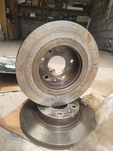 levin corolla: Передний тормозной диск Land Rover 2001 г., Б/у, Оригинал — 2