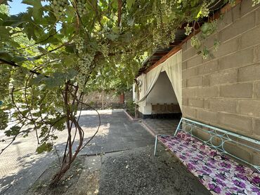 Продажа квартир: 4 комнаты, 100 м², Хрущевка, 1 этаж — 3