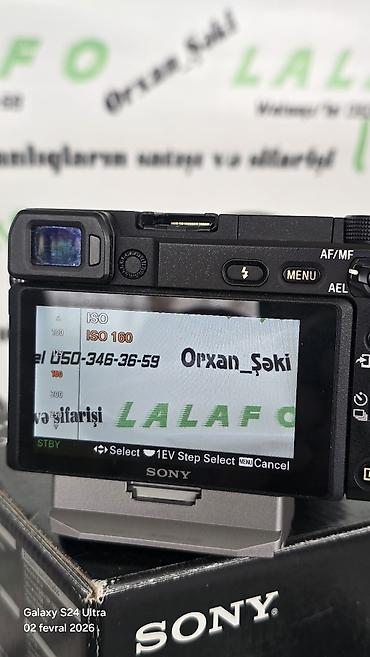 iphone 14 pro max adapter qiymeti: Sony Alpha a6400 üzərində Sigma 30mm f/1.4 lə. (2 batareka adaptr) — 2