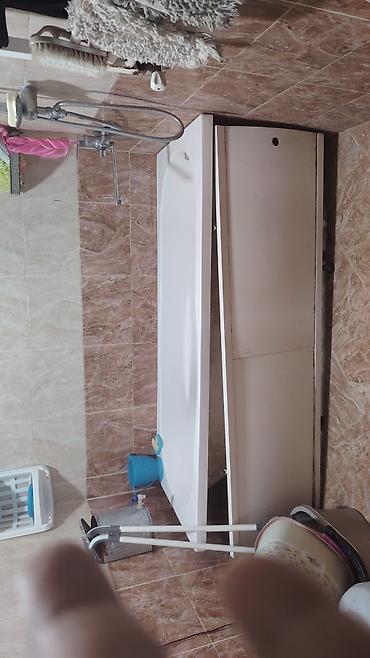 hamam desdi: İşlənmiş Vanna, Akril, 170x70 sm, Ünvandan götürmə — 2